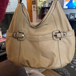 Tignanello, satchel bag in tan excellent condition